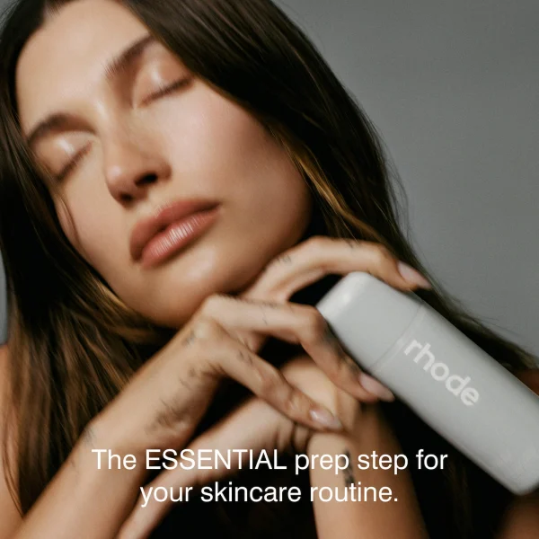 Rhode Glazing Milk | Esencia Facial Hidratante y Calmante - Imagen 2